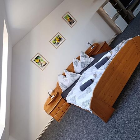 Apartman Cerna V Posumavi Adam A Eva Εξωτερικό φωτογραφία